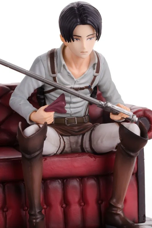 Attack On Titan: Levi Ichiban Kuji Jiyuu e no Shingeki Figure (2nd hand) - Image 2