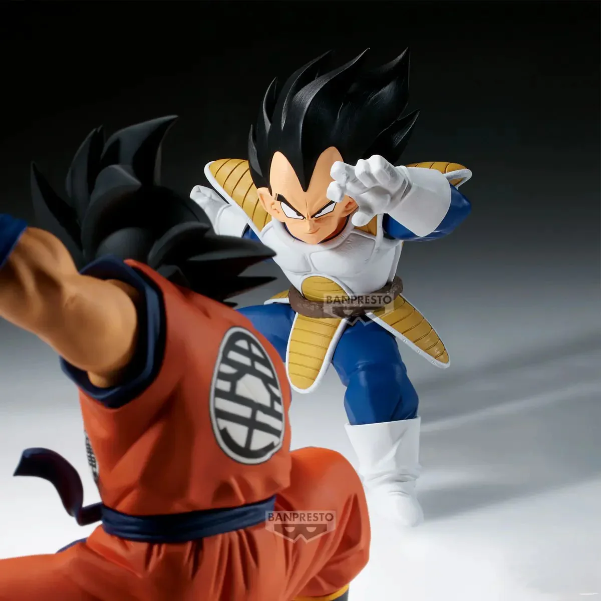Dragon Ball Z Match Makers Goku (Vs Vegeta) Figure - Image 6