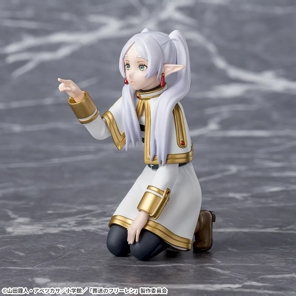 Frieren: Beyond Journey's End Frieren (Poking Something) Premium Perching Figure - Image 3