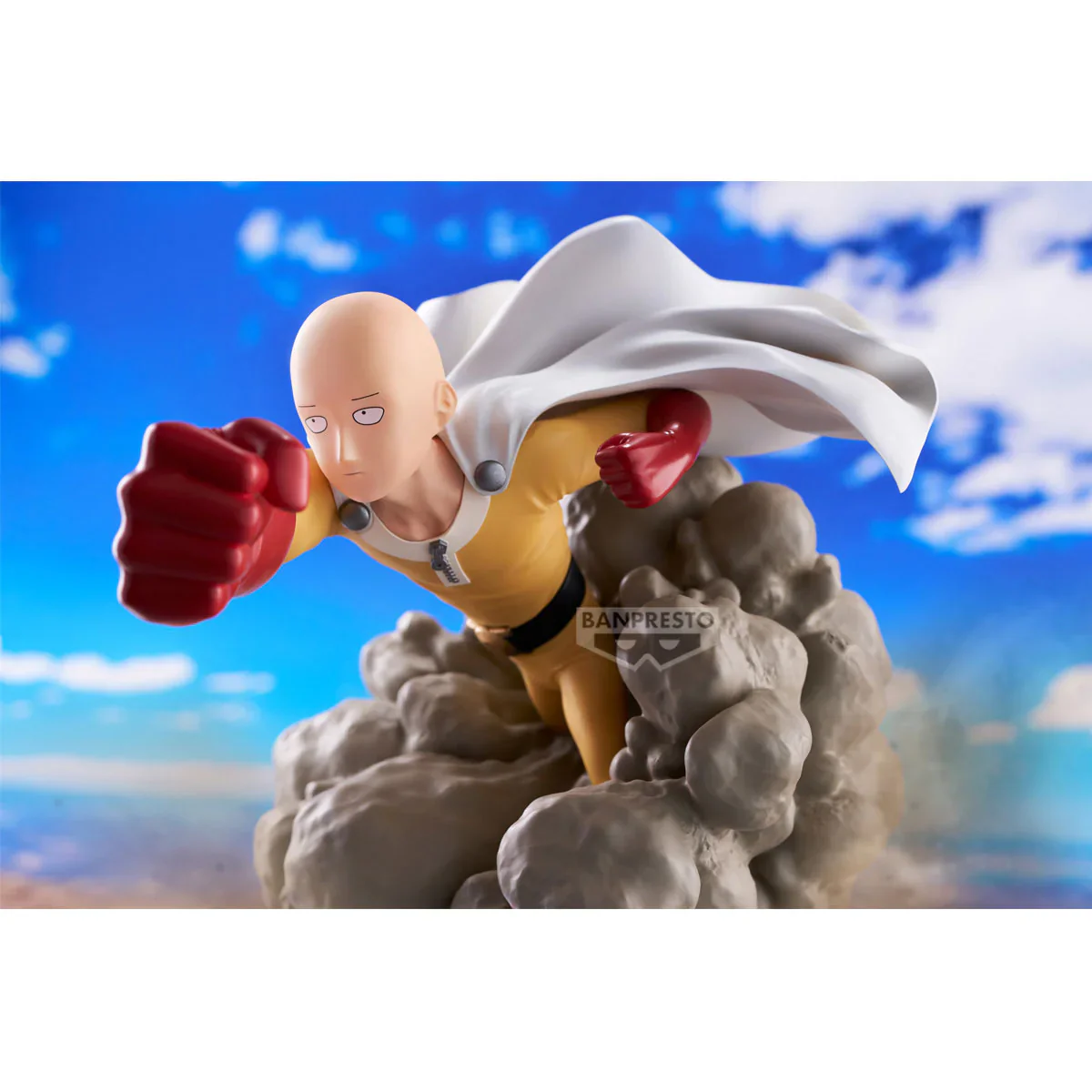 One Punch Man Saitama Diorama Figure - Image 4